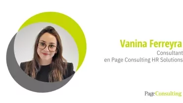 Retrato de una persona con gafas sonriendo. Texto: Vanina Ferreyra, consultor en recursos humanos.